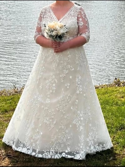 Brautkleid Lovely Gr. 54