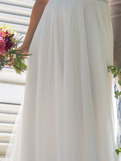 Brautkleid mit Trägern