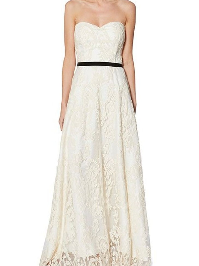 Gina Bacconi Mariah Cream Lace Dress