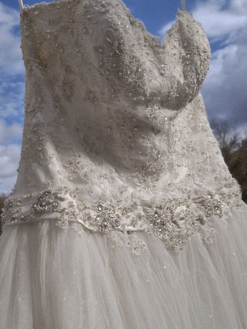 Brautkleid Affezione Lotus 
