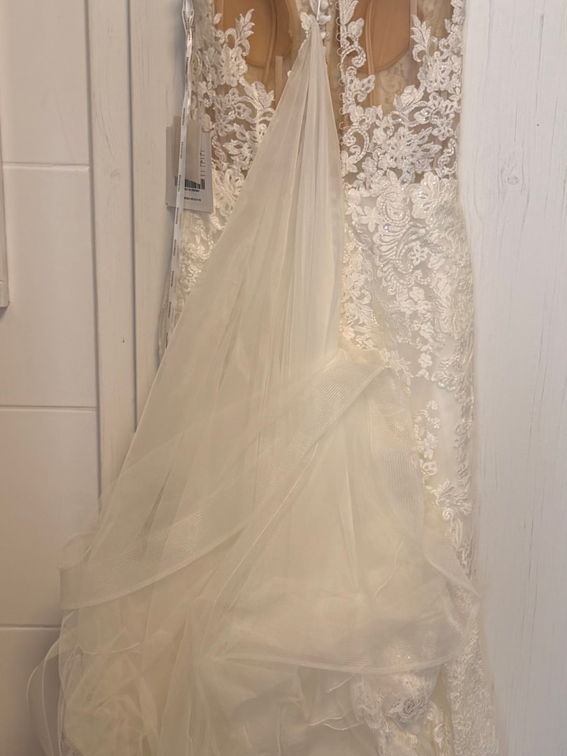 Pronovias Brautkleid „Despina“ – Größe 32 – ungetragen mit Etiketten