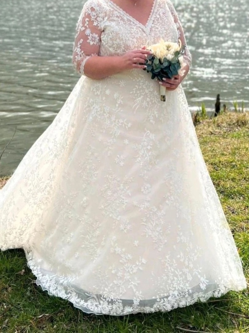 Brautkleid Lovely Gr. 54