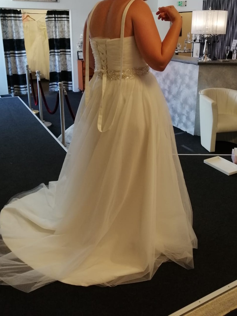 Brautkleid Jola