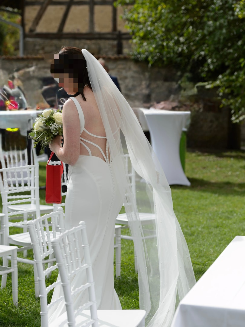 Fit&Flair Brautkleid von Salfes