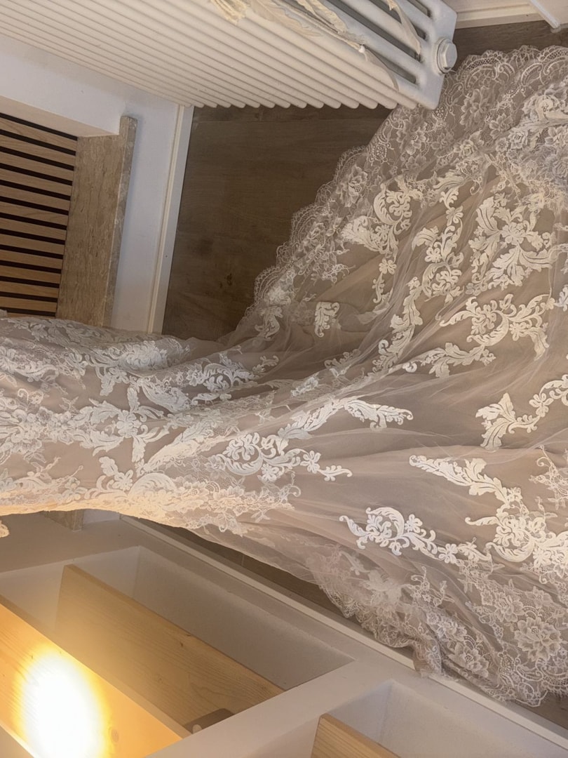     Maßgeschneidertes Brautkleid – Unikat