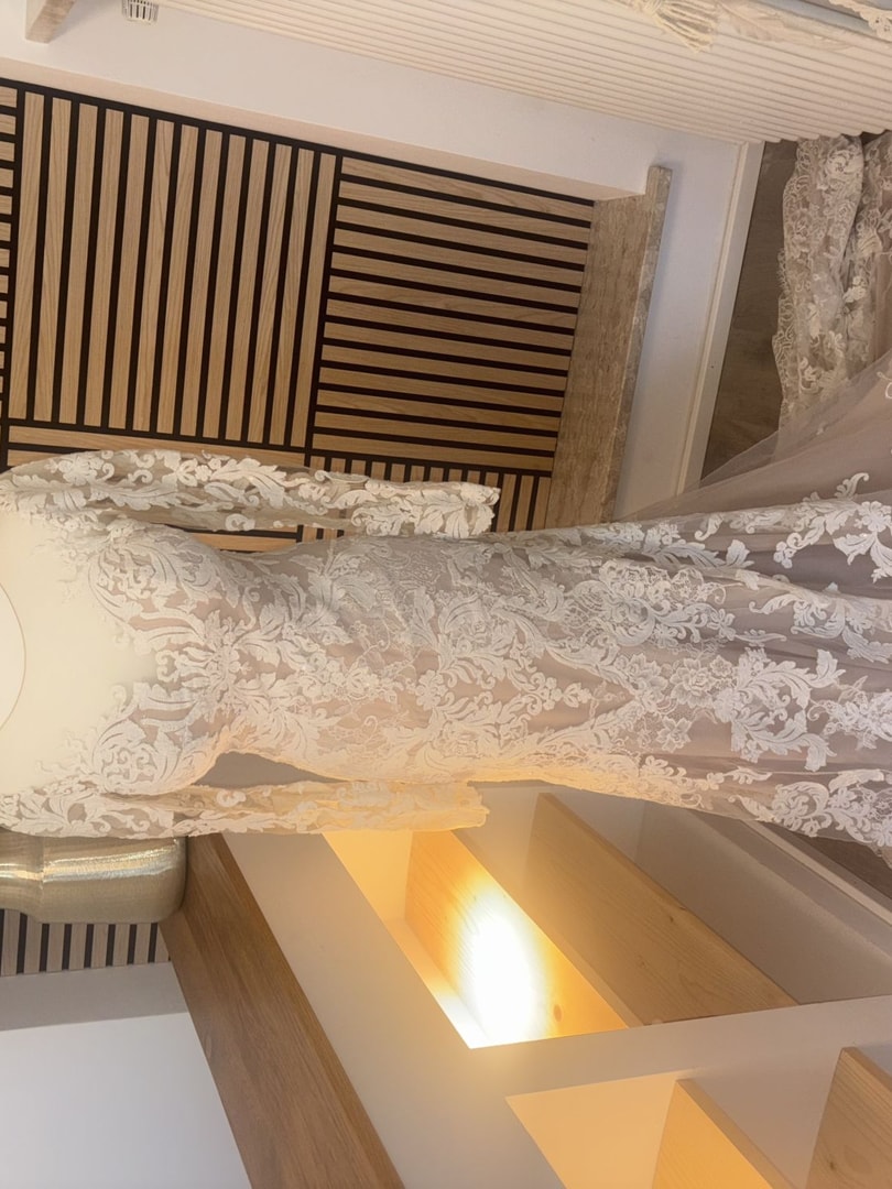     Maßgeschneidertes Brautkleid – Unikat