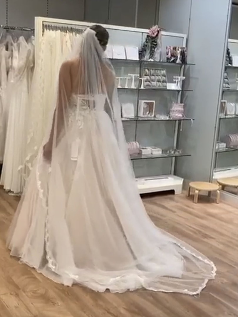 Fleur von Étoile / Enzoani