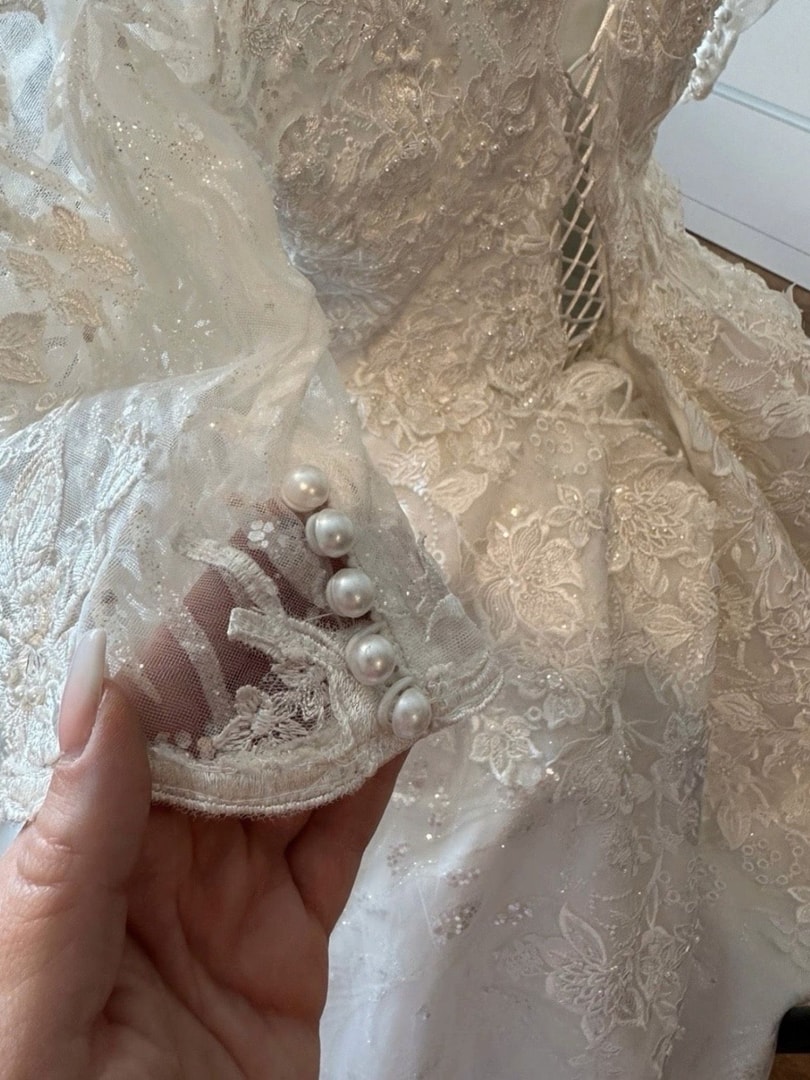 "Fühle dich wie eine Prinzessin - perfekt für deinen Märchenmoment!"