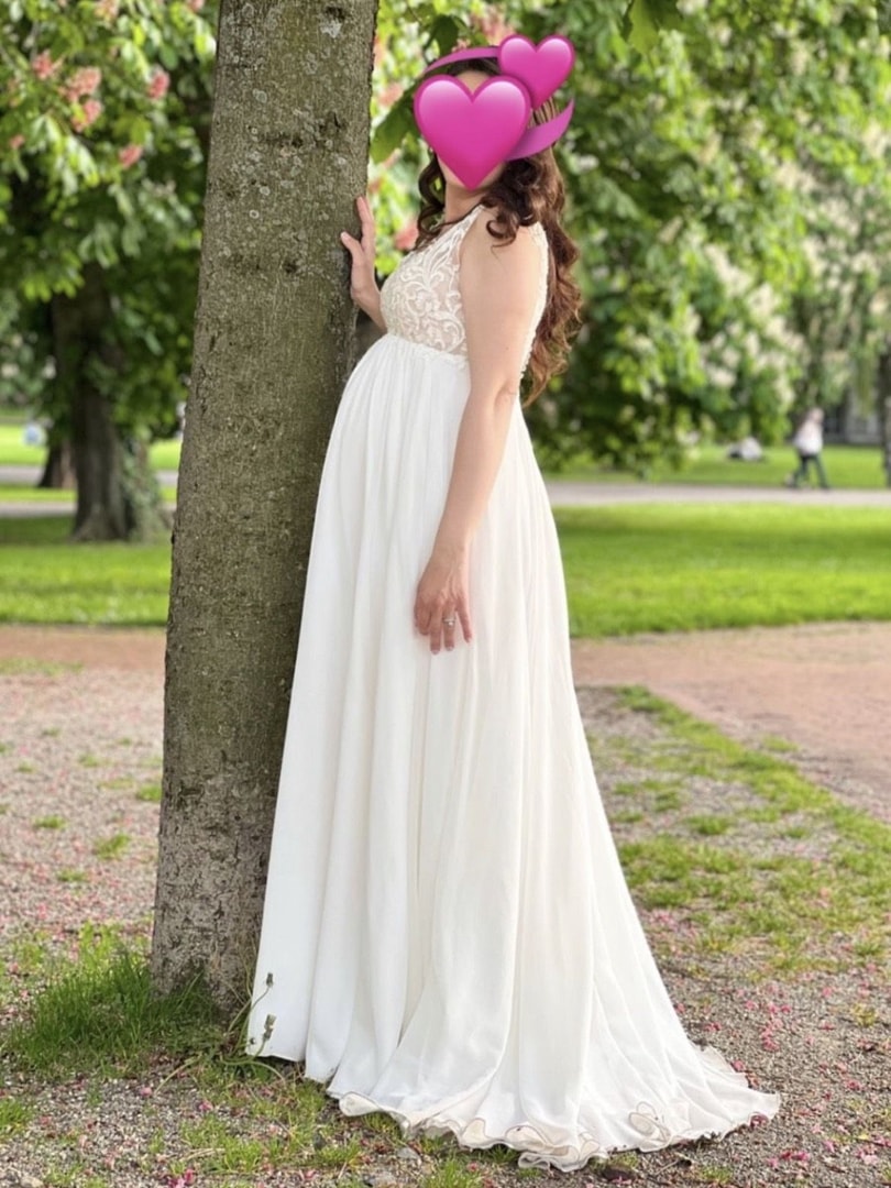 Umstandsbrautkleid 