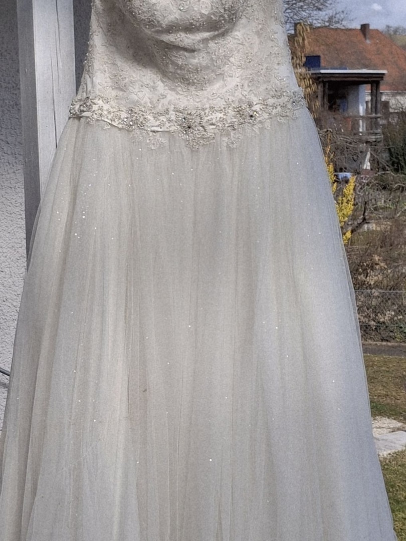 Brautkleid Affezione Lotus 