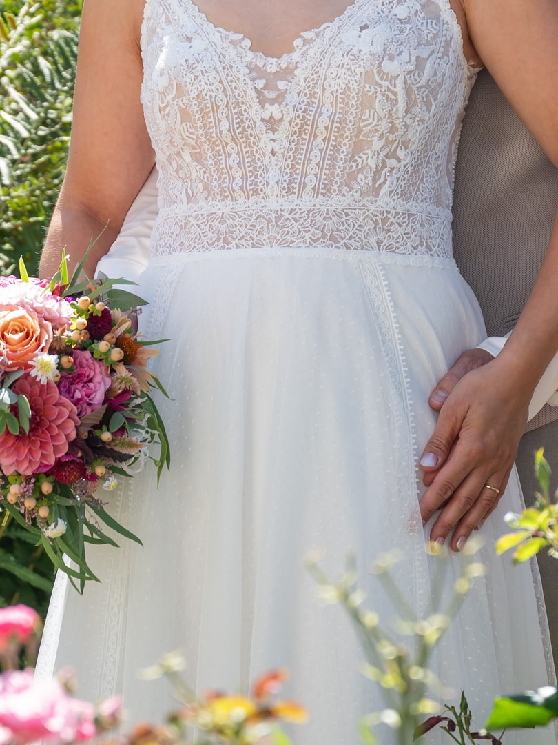 Brautkleid mit Trägern