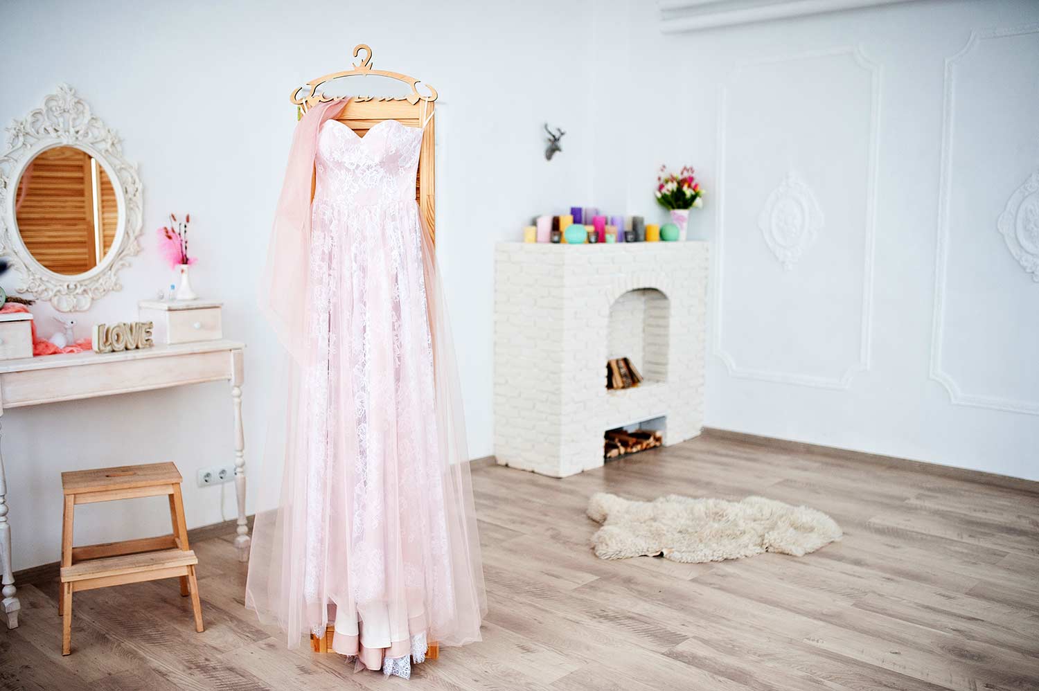 Farbige Brautkleider – eine wunderschöne Alternative